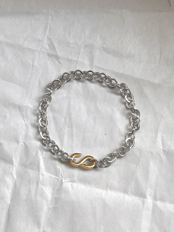 Laura Lombardi Two Tone Colonna chain Bracelet on white paper background.
