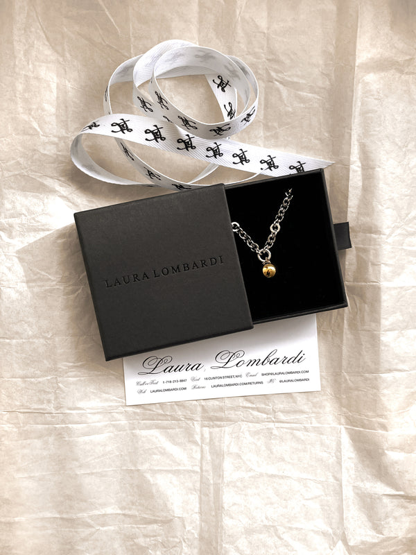 Laura Lombardi Gift Wrapping