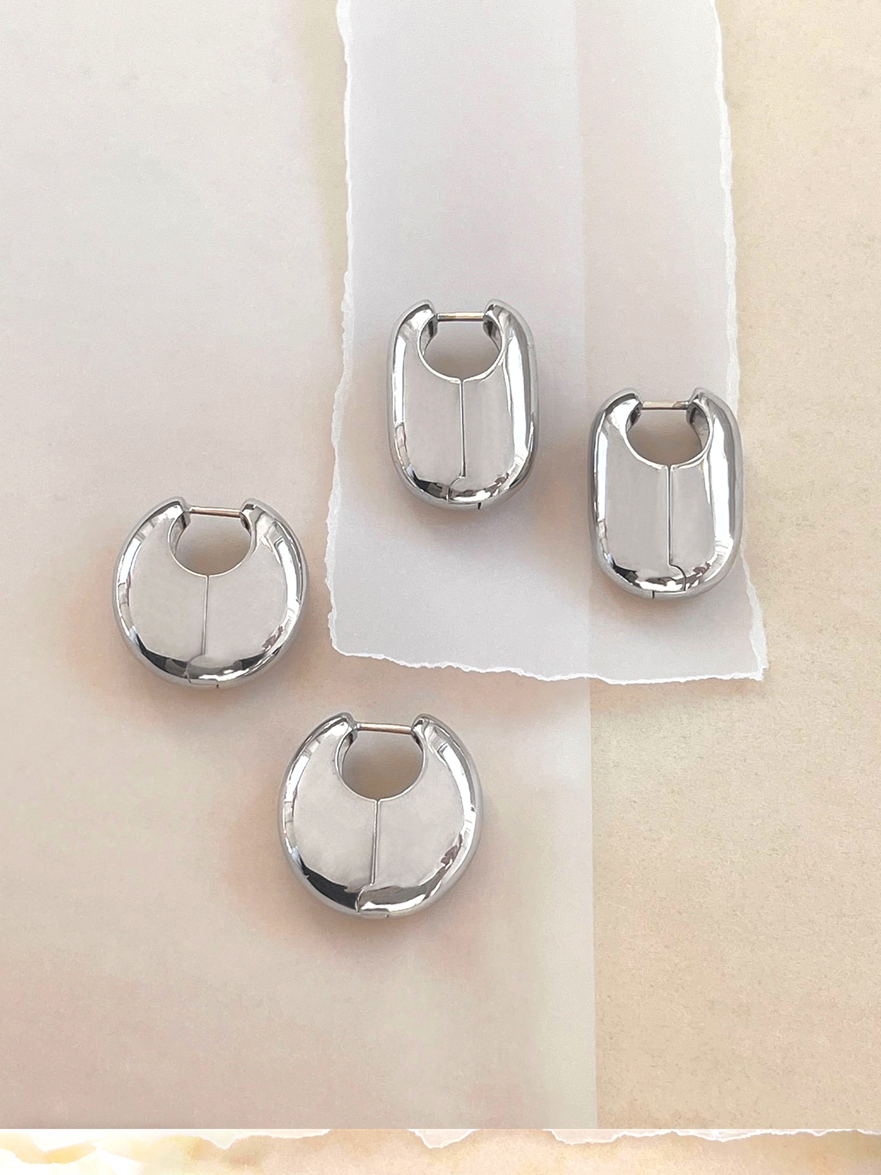 Vola & Ferma Earrings Silver