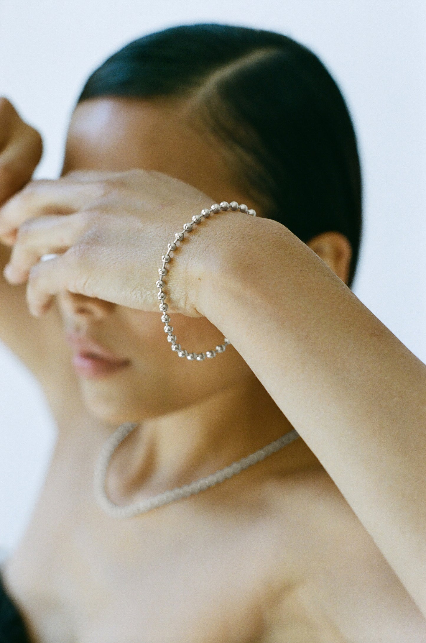 Model wearing Laura Lombardi Silver Bar Chain Bracelet